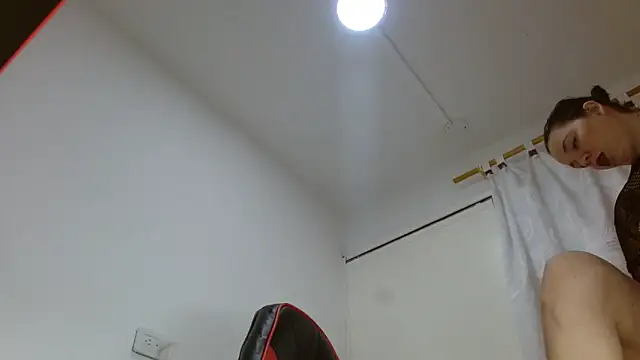 Snapshot of Alice_pussyhairy chatting on 11-30-25, 07:56 Alice pussyhairy online show from 11-30-25, 07:56