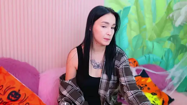 Amanda Choi online show from 10-28-25, 10:30