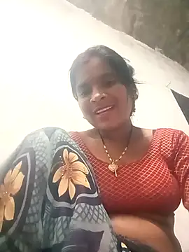 Snapshot of Cuty_prathna chatting on 10-19-25, 02:50 Cuty prathna online show from 10-19-25, 02:50