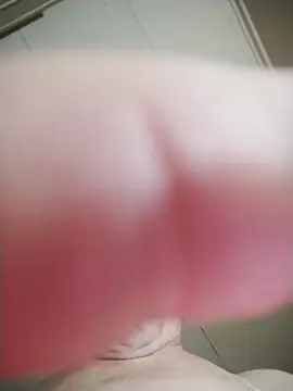 Snapshot of Danielle57_ chatting on 10-26-25, 01:33 Danielle57 online show from 10-26-25, 01:33