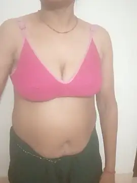 hotie Couple  online show from 10-06-25, 06:27
