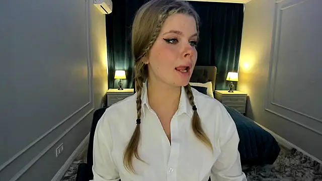 WildeDesiree online show from 10-09-25, 12:03