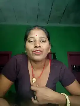 Hot bhomihh4 online show from 10-01-25, 07:42