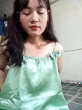 dorothyxx online show from 10-16-25, 02:23