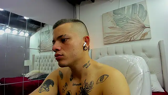 wildthor26 online show from 02-24-26, 04:32