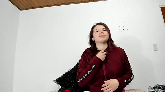 Valen tina online show from 09-30-25, 12:32