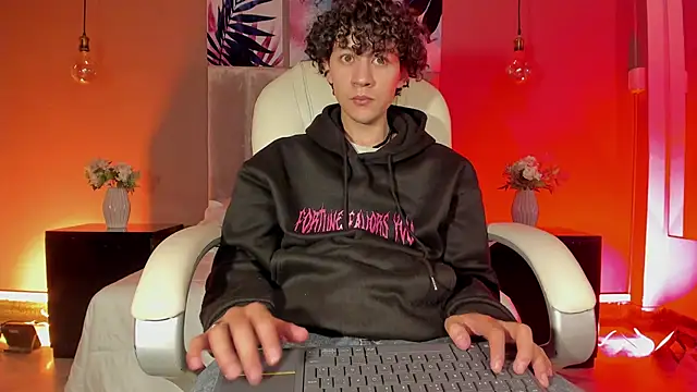 Helios Obscuro online show from 11-09-25, 03:05