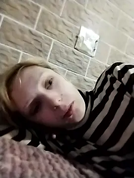 Ponka2011 online show from 11-08-25, 06:24