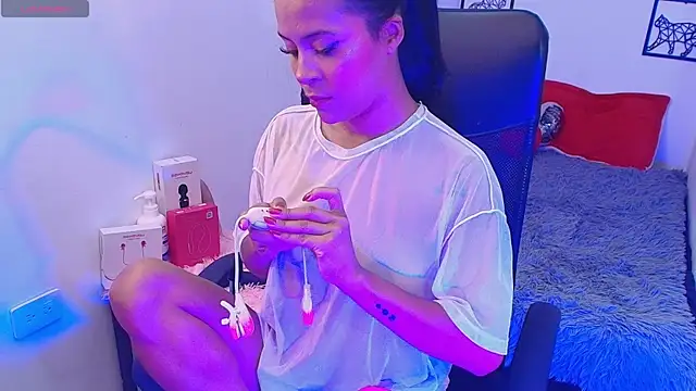 Natty Reyes online show from 10-29-25, 06:42