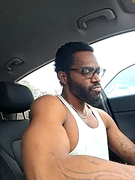 Snapshot of 214KingLonggg chatting on 03-28-26, 01:00 214KingLonggg online show from 03-28-26, 01:00