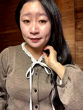 violet-00 online show from 11-22-25, 12:42