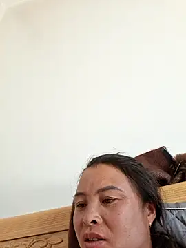 xuxulovezz online show from 11-26-25, 07:09