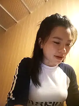 Snapshot of Suny_babyy chatting on 10-20-25, 01:55 Suny babyy online show from 10-20-25, 01:55