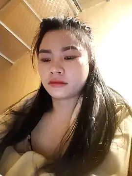 Snapshot of Suny_babyy chatting on 10-24-25, 03:03 Suny babyy online show from 10-24-25, 03:03