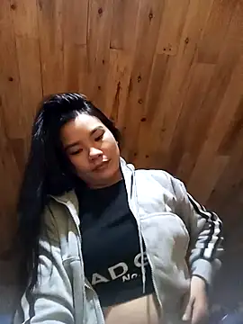 Snapshot of Suny_babyy chatting on 11-03-25, 02:13 Suny babyy online show from 11-03-25, 02:13