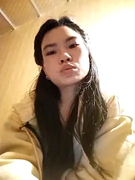 Snapshot of Suny_babyy chatting on 11-11-25, 01:27 Suny babyy online show from 11-11-25, 01:27