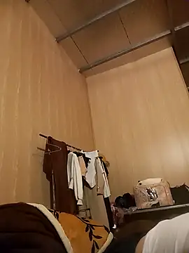 Snapshot of Suny_babyy chatting on 01-16-26, 01:42 Suny babyy online show from 01-16-26, 01:42