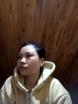 Snapshot of Suny_babyy chatting on 02-19-26, 02:51 Suny babyy online show from 02-19-26, 02:51