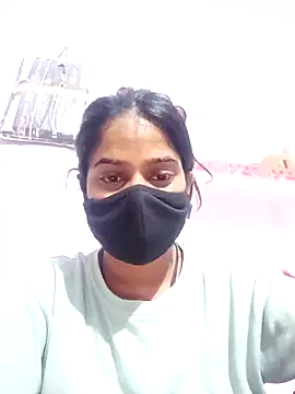 Snapshot of ROSHNI-744 chatting on 09-23-25, 06:44 ROSHNI-744 online show from 09-23-25, 06:44