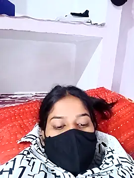 Snapshot of ROSHNI-744 chatting on 09-27-25, 04:28 ROSHNI-744 online show from 09-27-25, 04:28