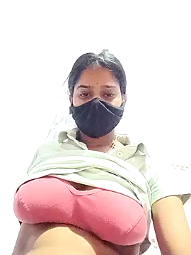 Snapshot of ROSHNI-744 chatting on 10-04-25, 05:33 ROSHNI-744 online show from 10-04-25, 05:33