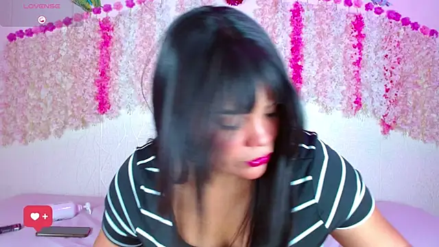 jessicaevan1 online show from 09-25-25, 04:43