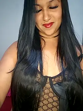 Snapshot of graziele00 chatting on 03-27-26, 05:45 graziele00 online show from 03-27-26, 05:45