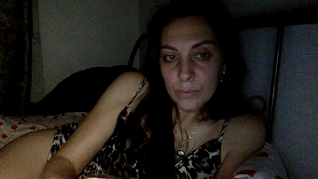 Snapshot of Myronell chatting on 10-18-25, 09:04 Myronell online show from 10-18-25, 09:04