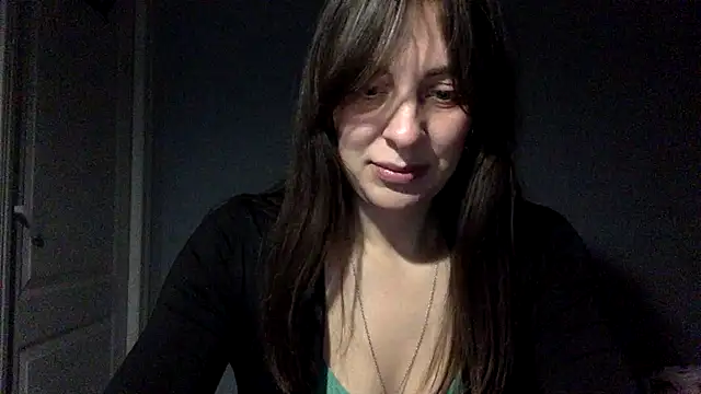 Snapshot of Myronell chatting on 10-20-25, 05:35 Myronell online show from 10-20-25, 05:35