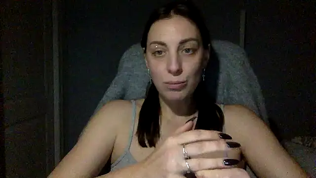 Snapshot of Myronell chatting on 11-16-25, 06:13 Myronell online show from 11-16-25, 06:13