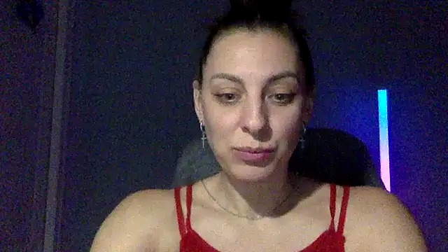 Snapshot of Myronell chatting on 11-17-25, 05:30 Myronell online show from 11-17-25, 05:30