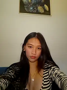 Bunny72772 online show from 10-12-25, 03:55