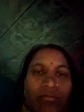 Snapshot of Pooja6060 chatting on 10-15-25, 12:27 Pooja6060 online show from 10-15-25, 12:27