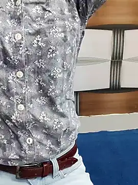 Snapshot of Soni_cute86526 chatting on 11-10-25, 05:06 Soni cute86526 online show from 11-10-25, 05:06