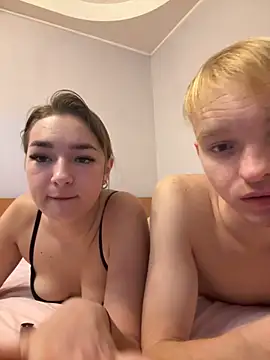 Snapshot of LinChka5789 chatting on 12-02-25, 09:32 LinChka5789 online show from 12-02-25, 09:32