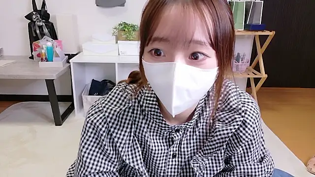 saku sakura  online show from 11-08-25, 10:59