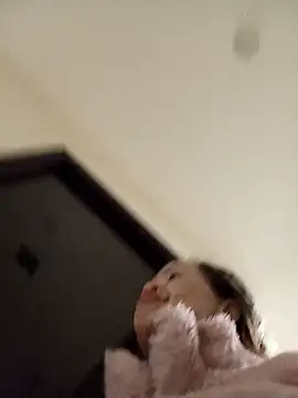 Snapshot of ___Dorry02___ chatting on 11-12-25, 06:47 Dorry02 online show from 11-12-25, 06:47