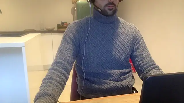 Snapshot of eauminerale chatting on 01-19-26, 01:26 eauminerale online show from 01-19-26, 01:26