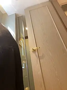 miumiu-66 online show from 11-19-25, 01:11