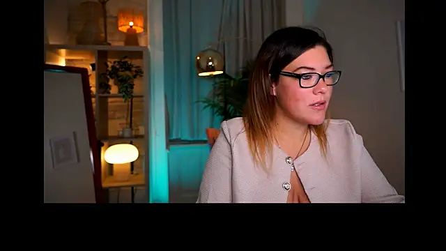 mrs fllowerr online show from 10-27-25, 04:00