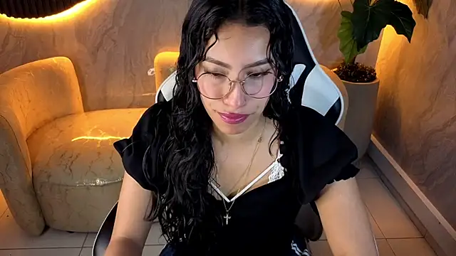 elowhyn dior tp online show from 10-02-25, 12:12