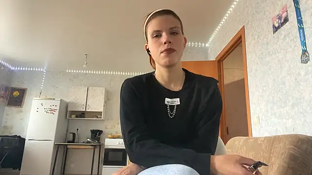 Mila Alim online show from 10-05-25, 09:18