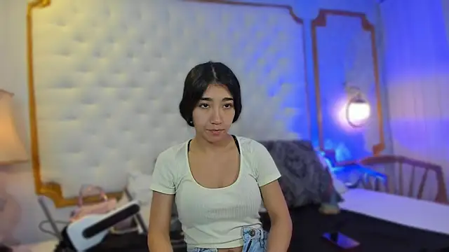 Mariana Kalo online show from 12-20-25, 11:17