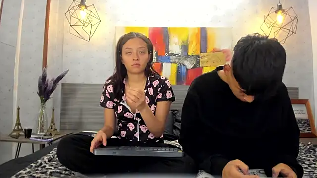 Willow Pearl online show from 10-12-25, 11:53