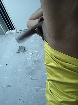 Snapshot of Mr_1304 chatting on 09-25-25, 05:38 Mr 1304 online show from 09-25-25, 05:38