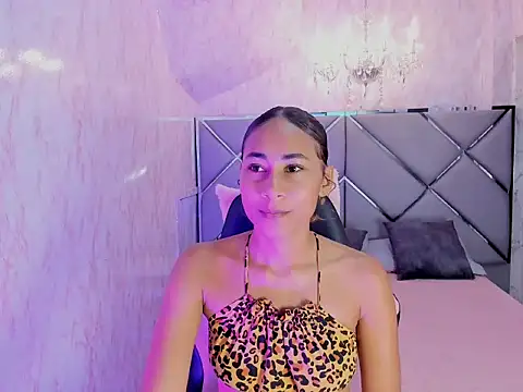 Nia imanni online show from 09-29-25, 07:40