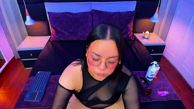 annytovar online show from 09-28-25, 03:28