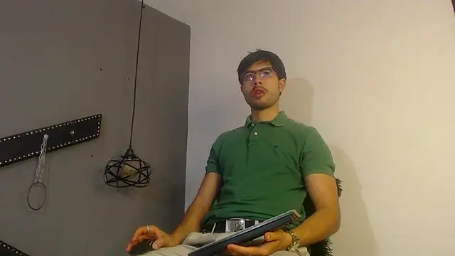 DanteBrown01 online show from 10-01-25, 12:11
