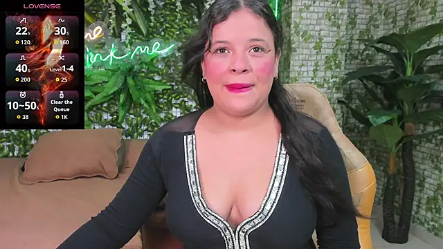 SofiaaBigBoobs online show from 10-07-25, 12:13