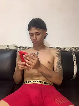 Frayhot777 online show from 03-18-26, 12:36